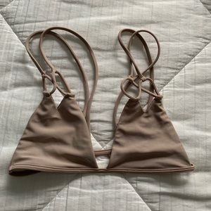 acacia bikini top !